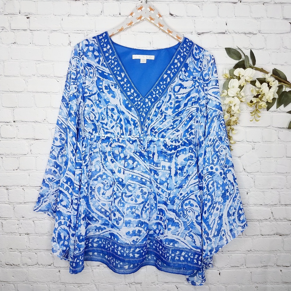 Boston Proper V neck Bell Sleeve Blouse • M